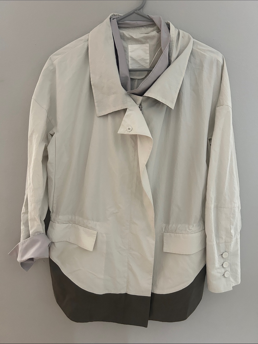 Kuho Technical Drawstring Jacket - Picture 5 of 8